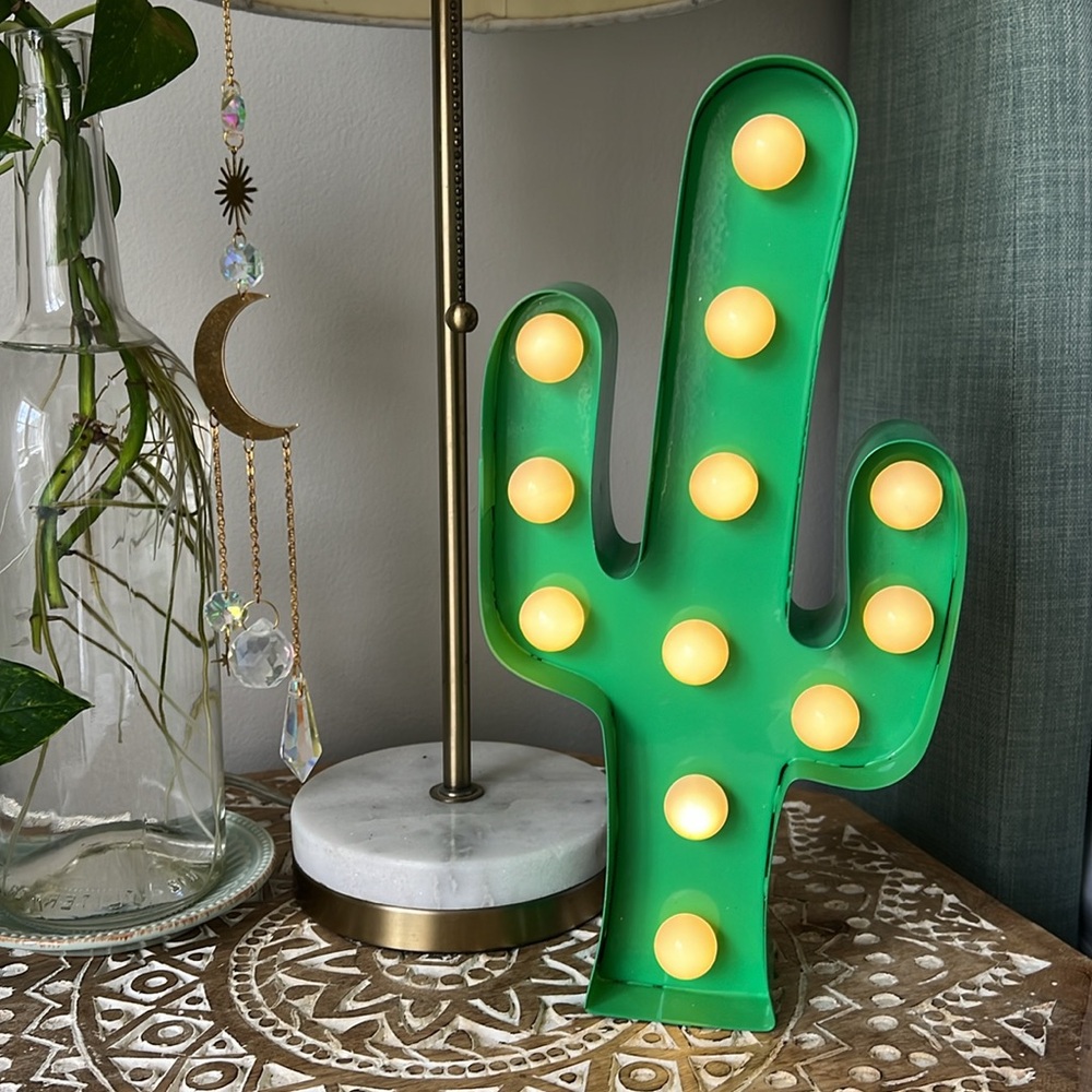 Trendy cactus marquee sign with led bulbs ~ Boho Western Cactus Sign for shelf